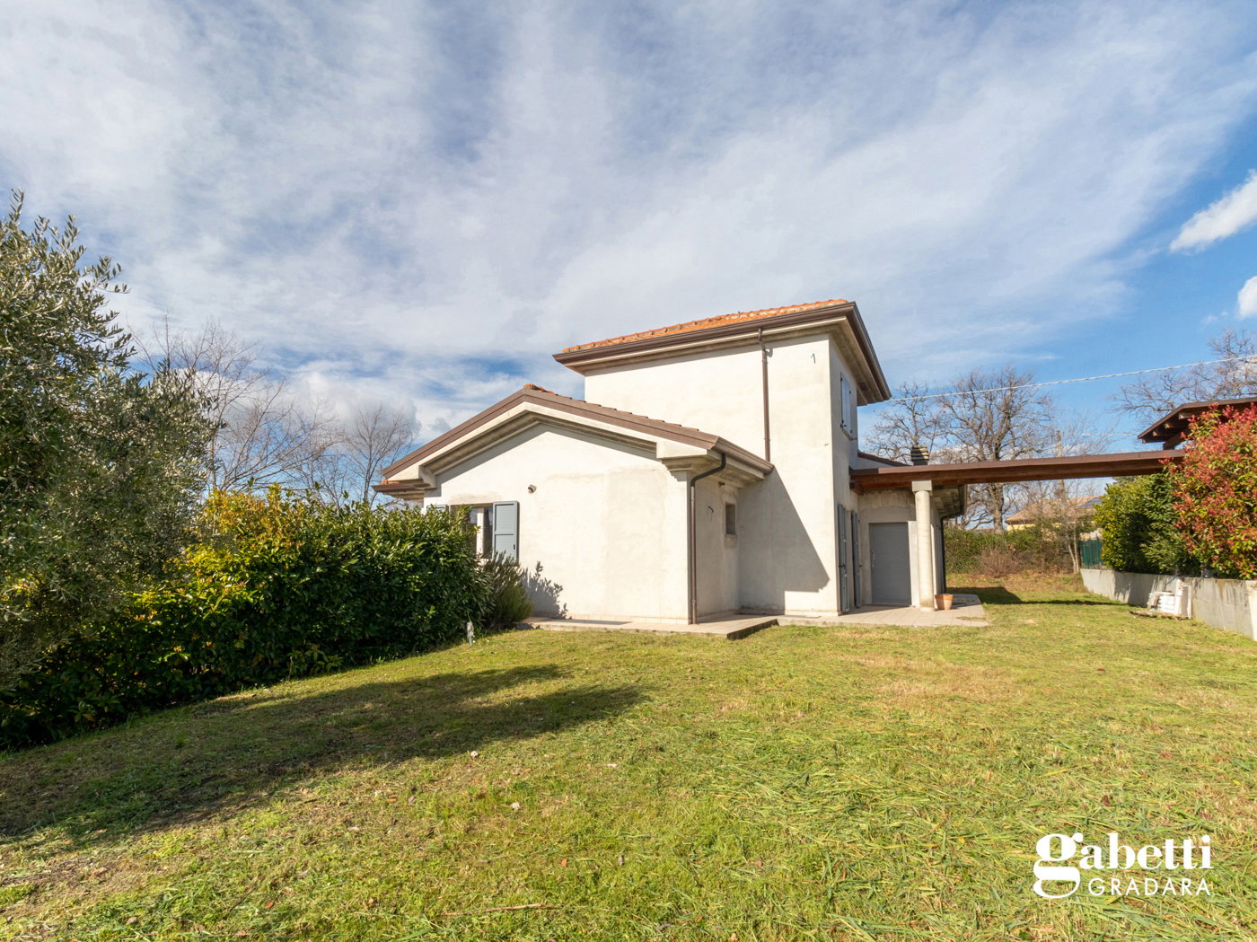 Villa con giardino a Tavullia