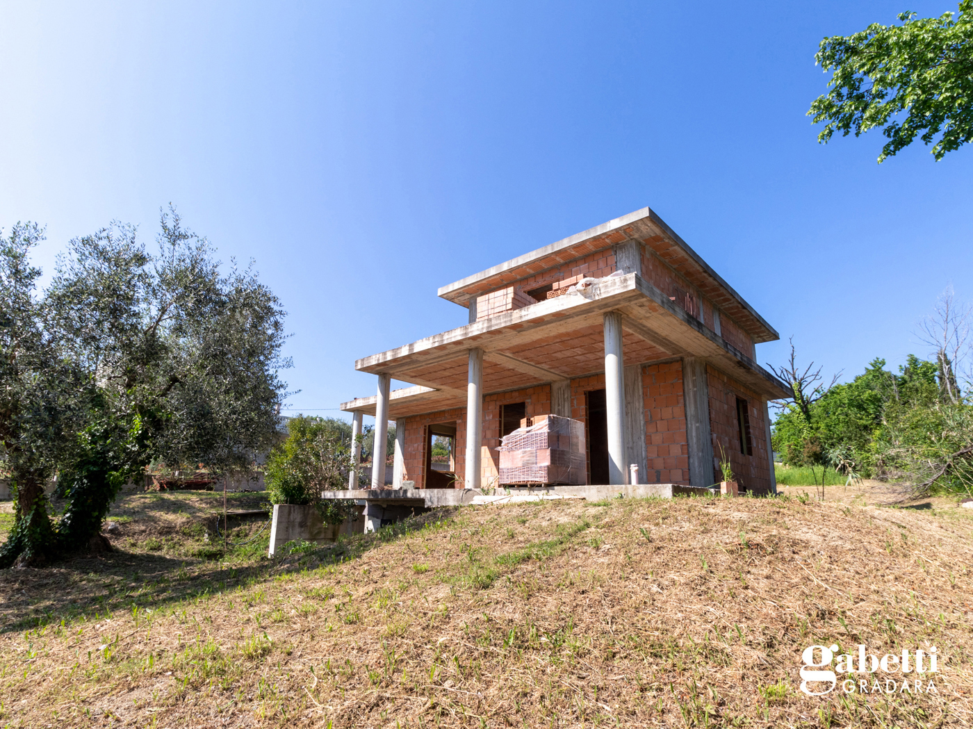 Villa con giardino a Tavullia