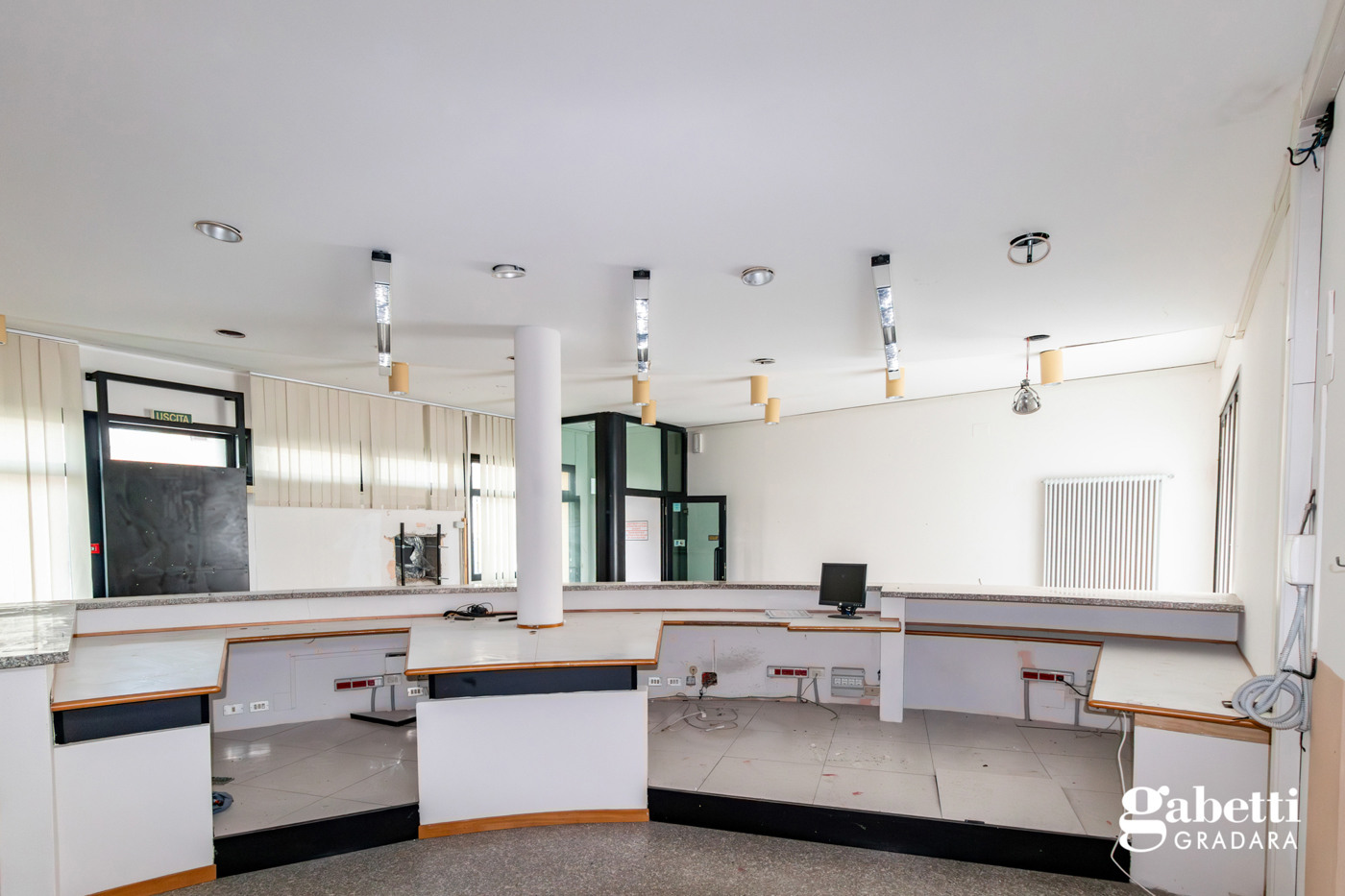 Ufficio in vendita a Terre Roveresche