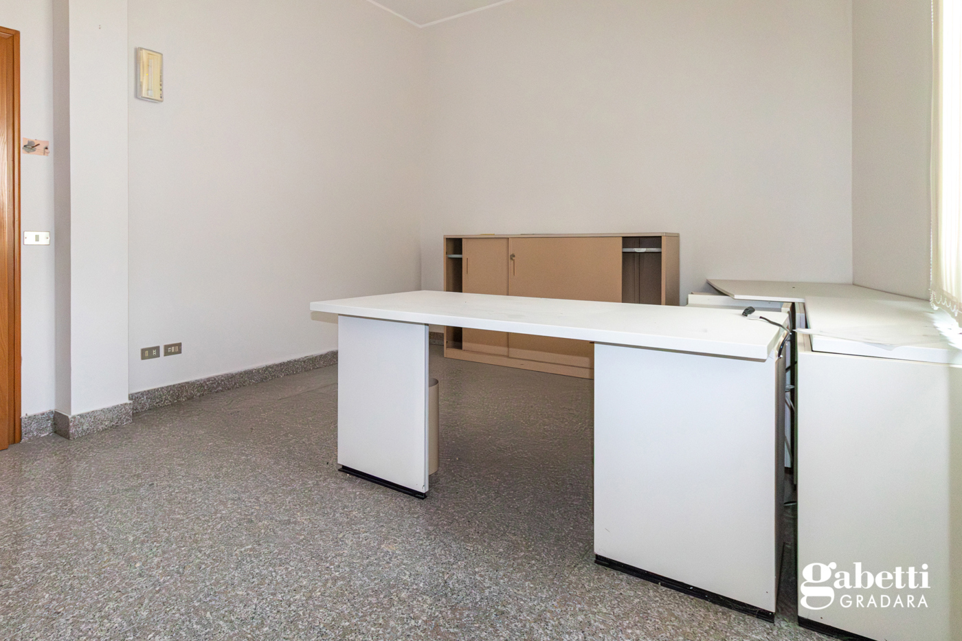 Ufficio in vendita a Terre Roveresche