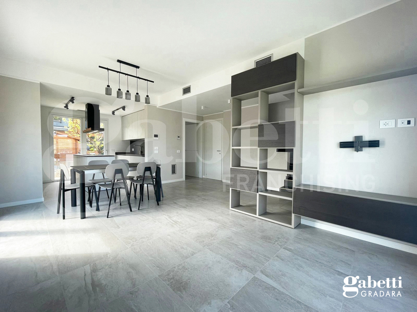 Villa Bifamiliare con giardino a Gradara