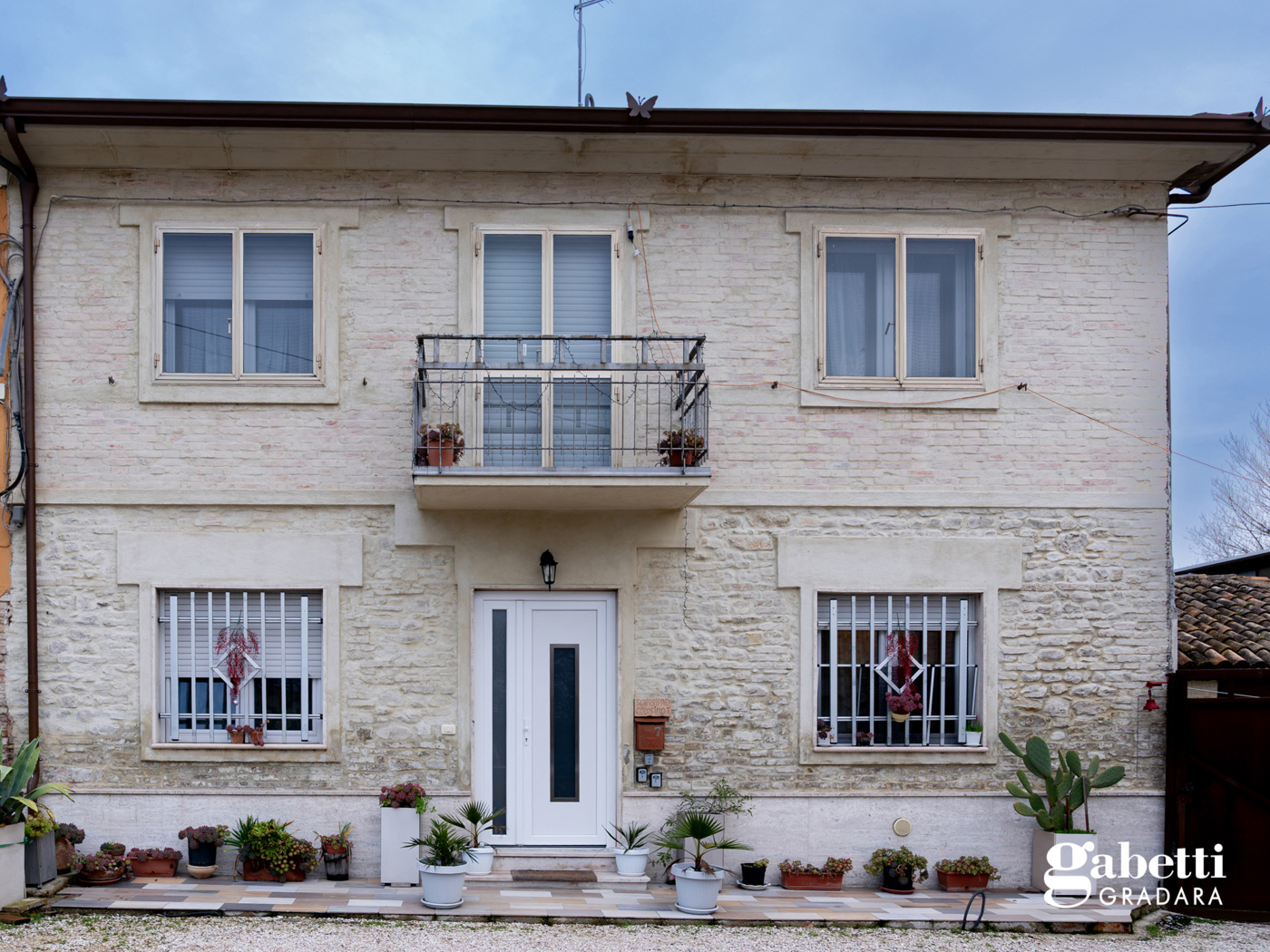 Casa indipendente ristrutturata a Pesaro