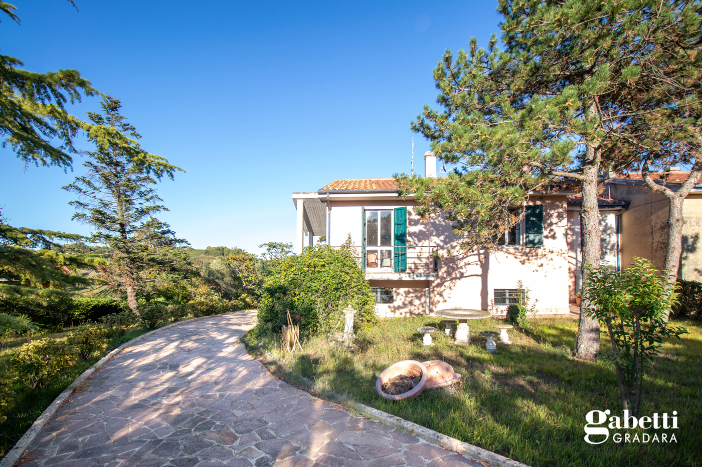 Casa indipendente in vendita a Pesaro
