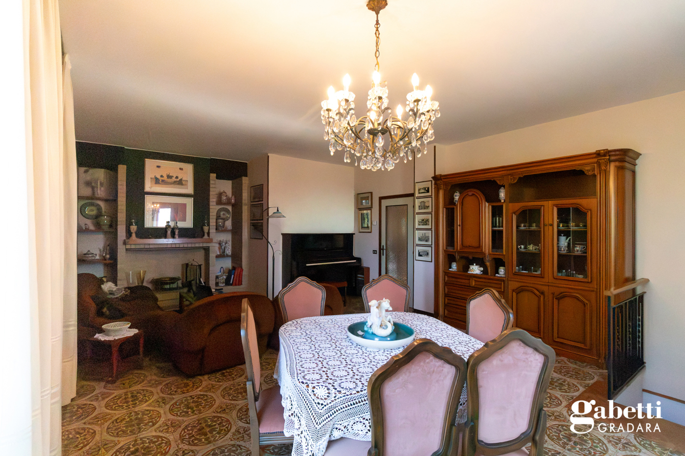 Casa indipendente in vendita a Pesaro