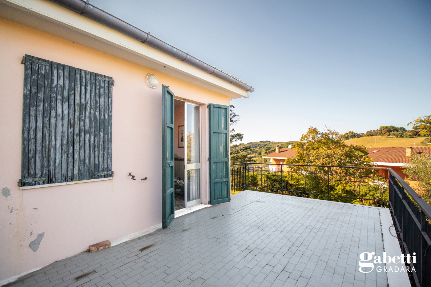 Casa indipendente in vendita a Pesaro