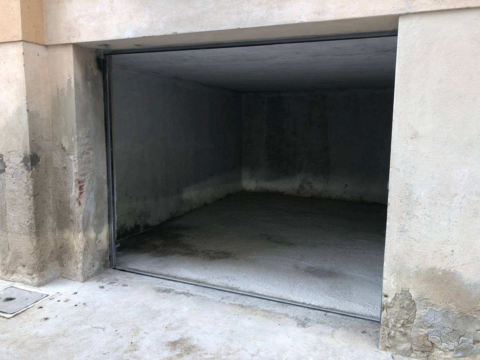 Autorimessa - box - garage in vendita a Finale Ligure, Finale Pia