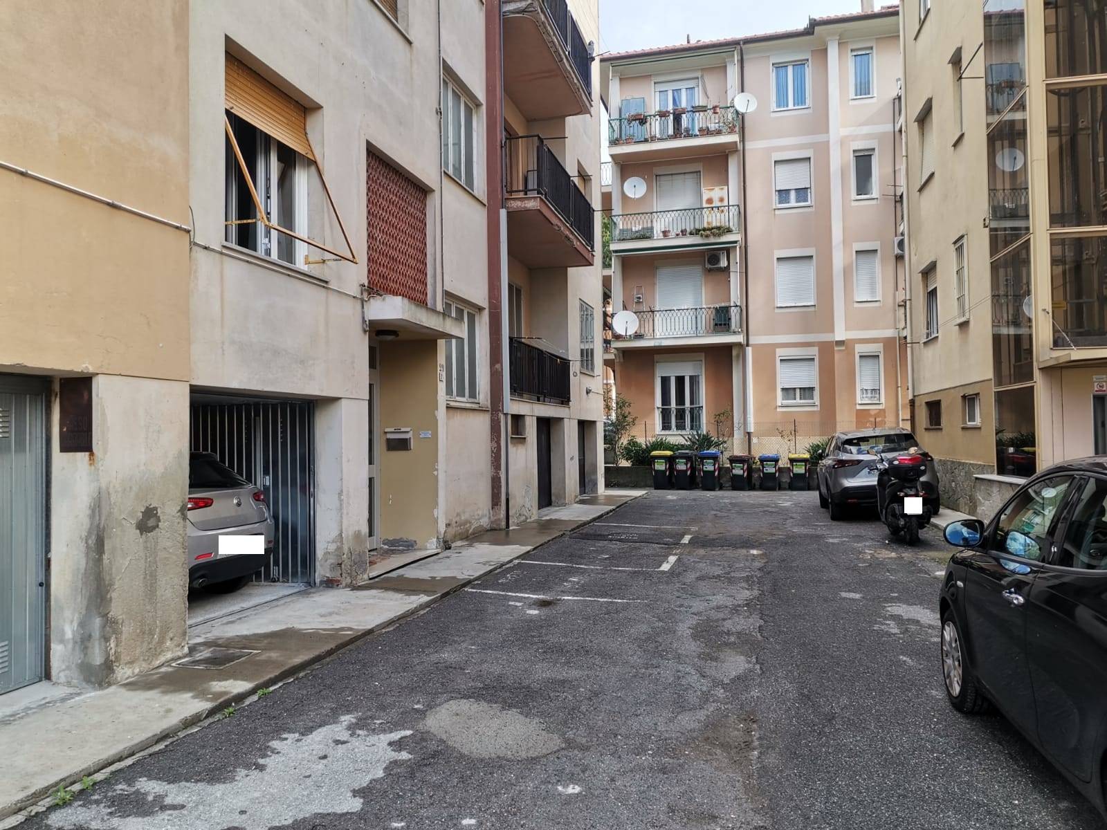 Autorimessa - box - garage in vendita a Finale Ligure, Finale Pia