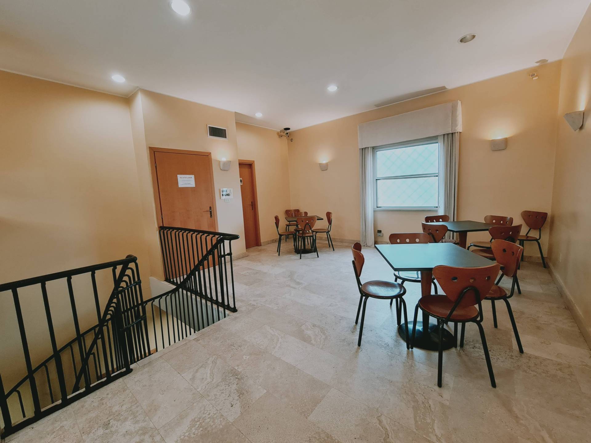 Locale commerciale in vendita a Palestrina