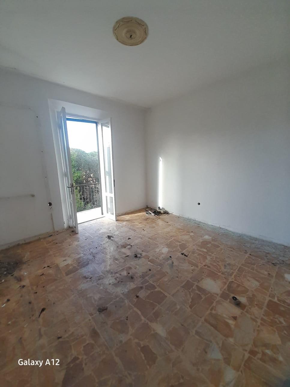 Trilocale con terrazzo, Pisa pratale