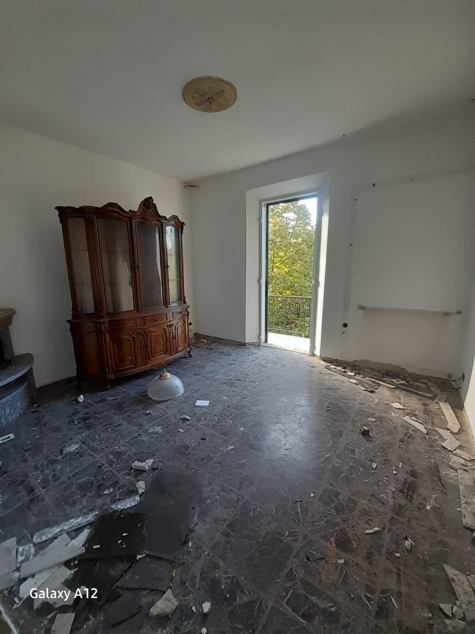 Trilocale con terrazzo, Pisa pratale