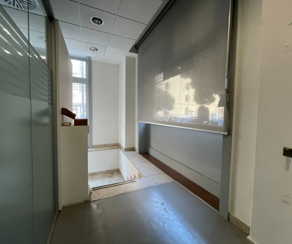 Negozio in affitto a Salerno