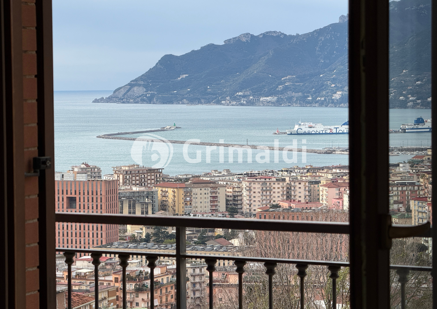 Quadrilocale vista mare a Salerno