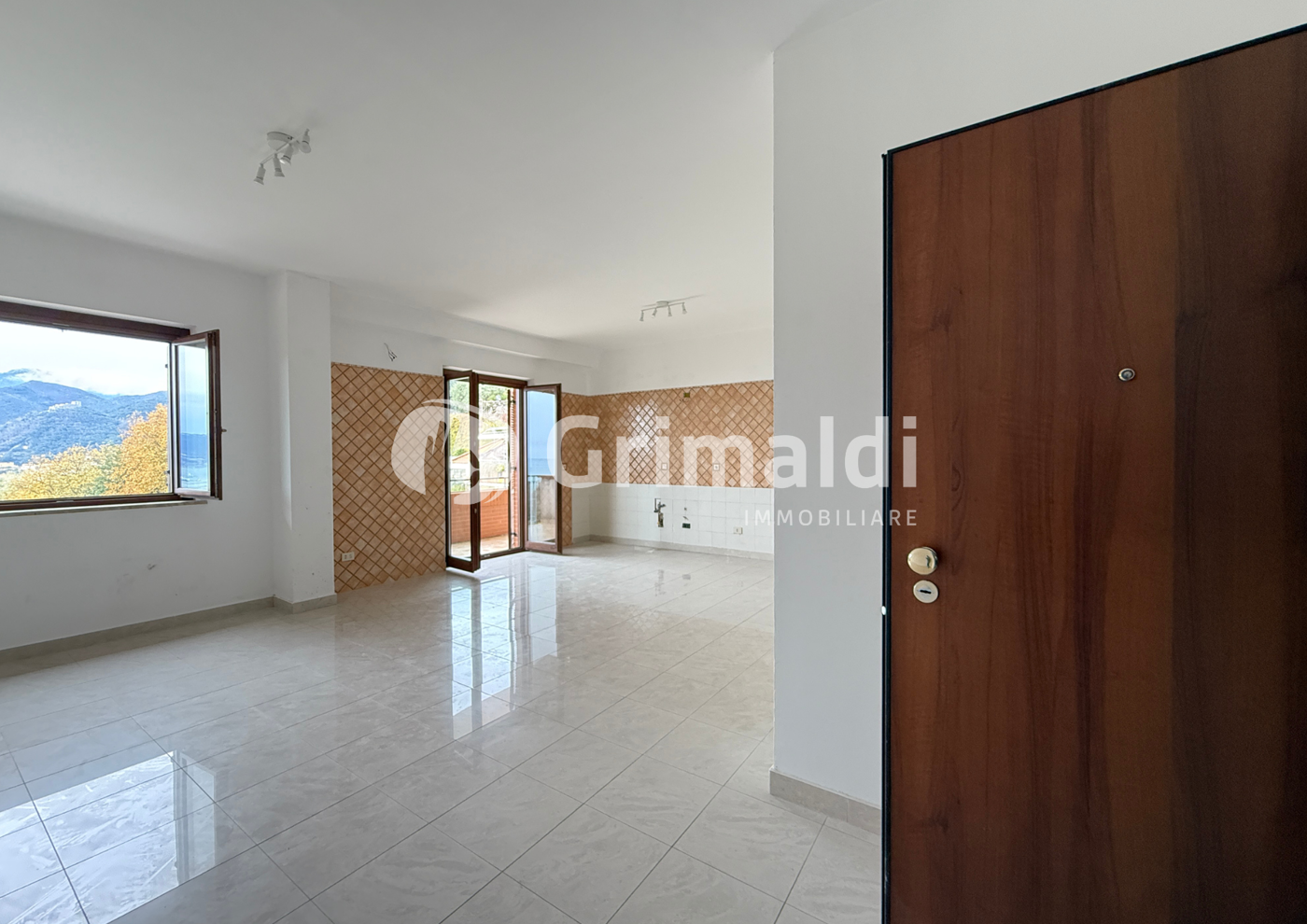 Quadrilocale vista mare a Salerno