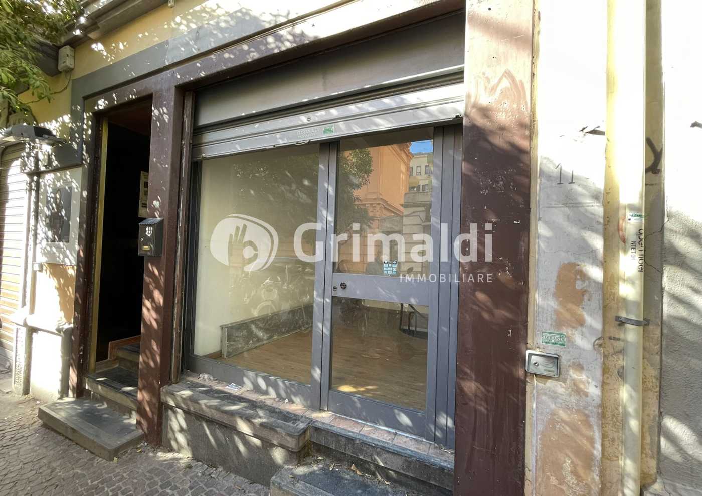 Negozio in affitto a Salerno