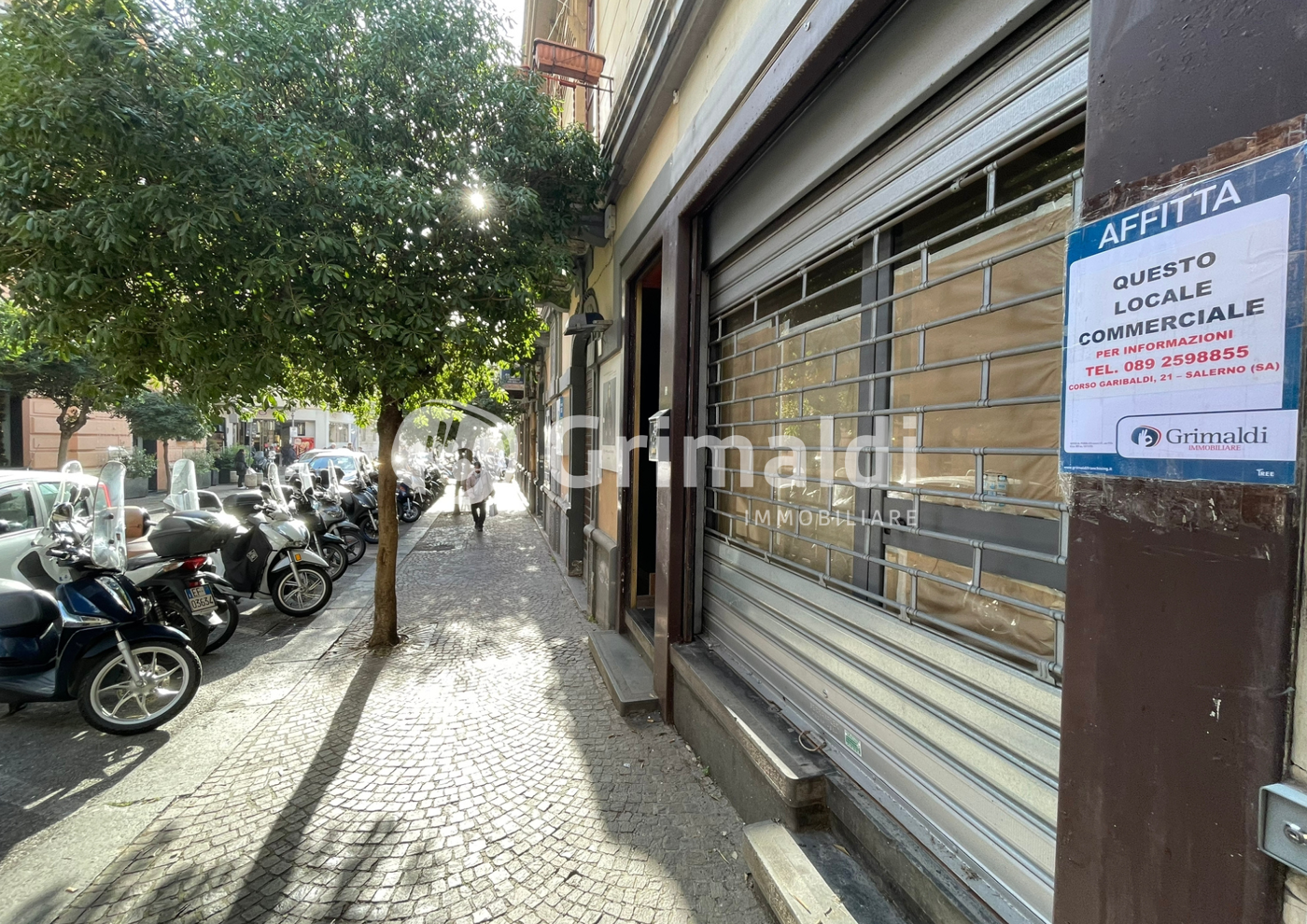 Negozio in affitto a Salerno