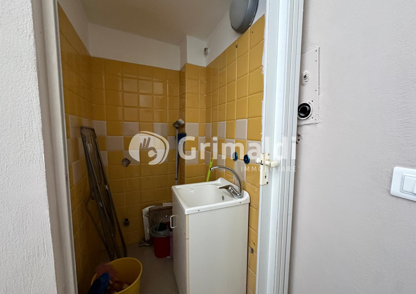 Attivit� commerciale Albergo in affitto/gestione a Battipaglia