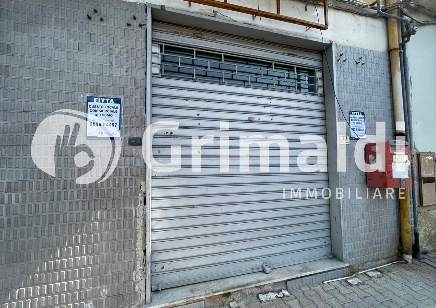 Negozio in affitto a Montecorvino Pugliano