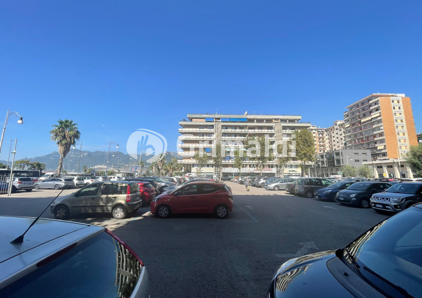 Negozio in affitto a Salerno