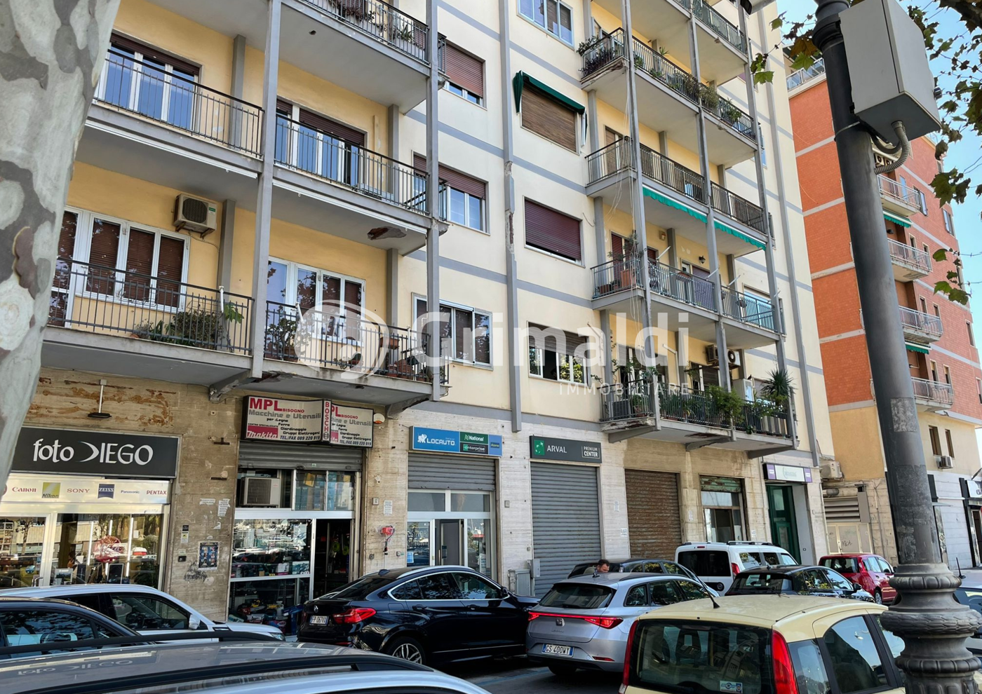 Negozio in affitto a Salerno