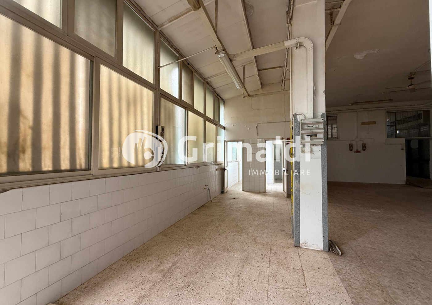 Negozio in vendita a Pontecagnano Faiano