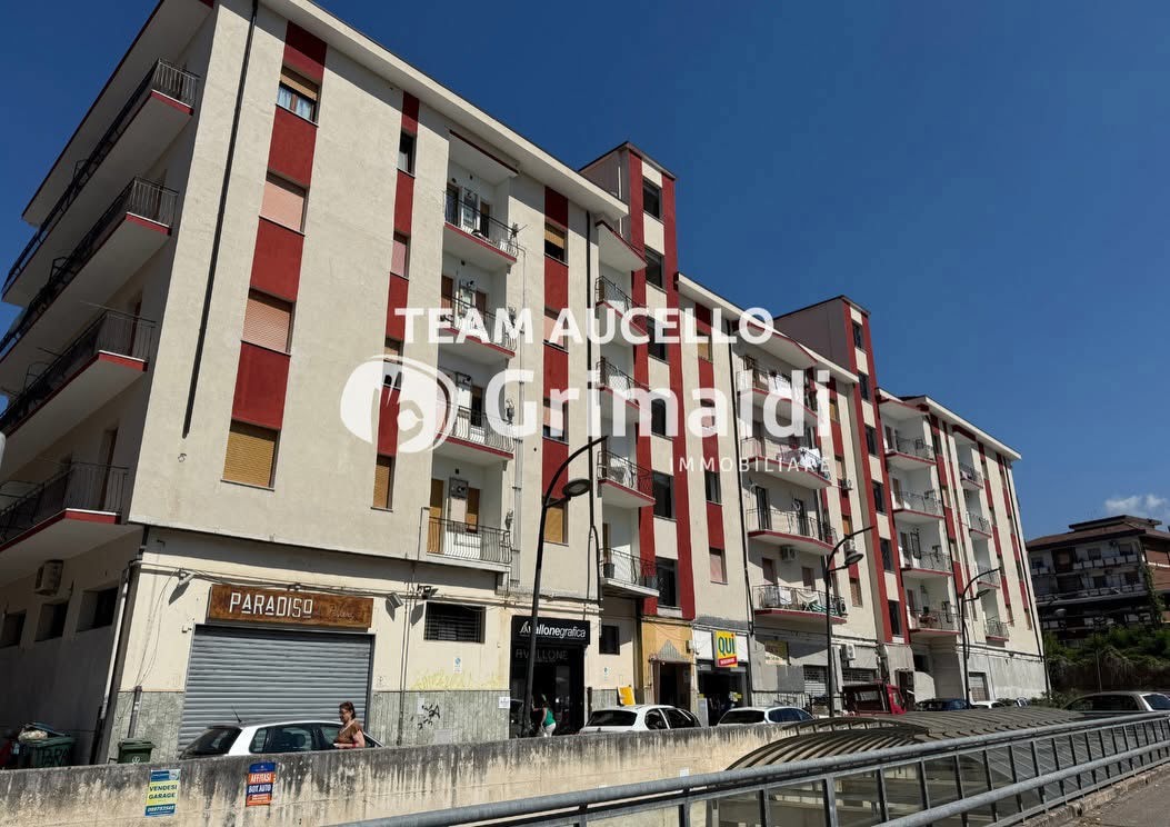 Quadrilocale in vendita a Salerno