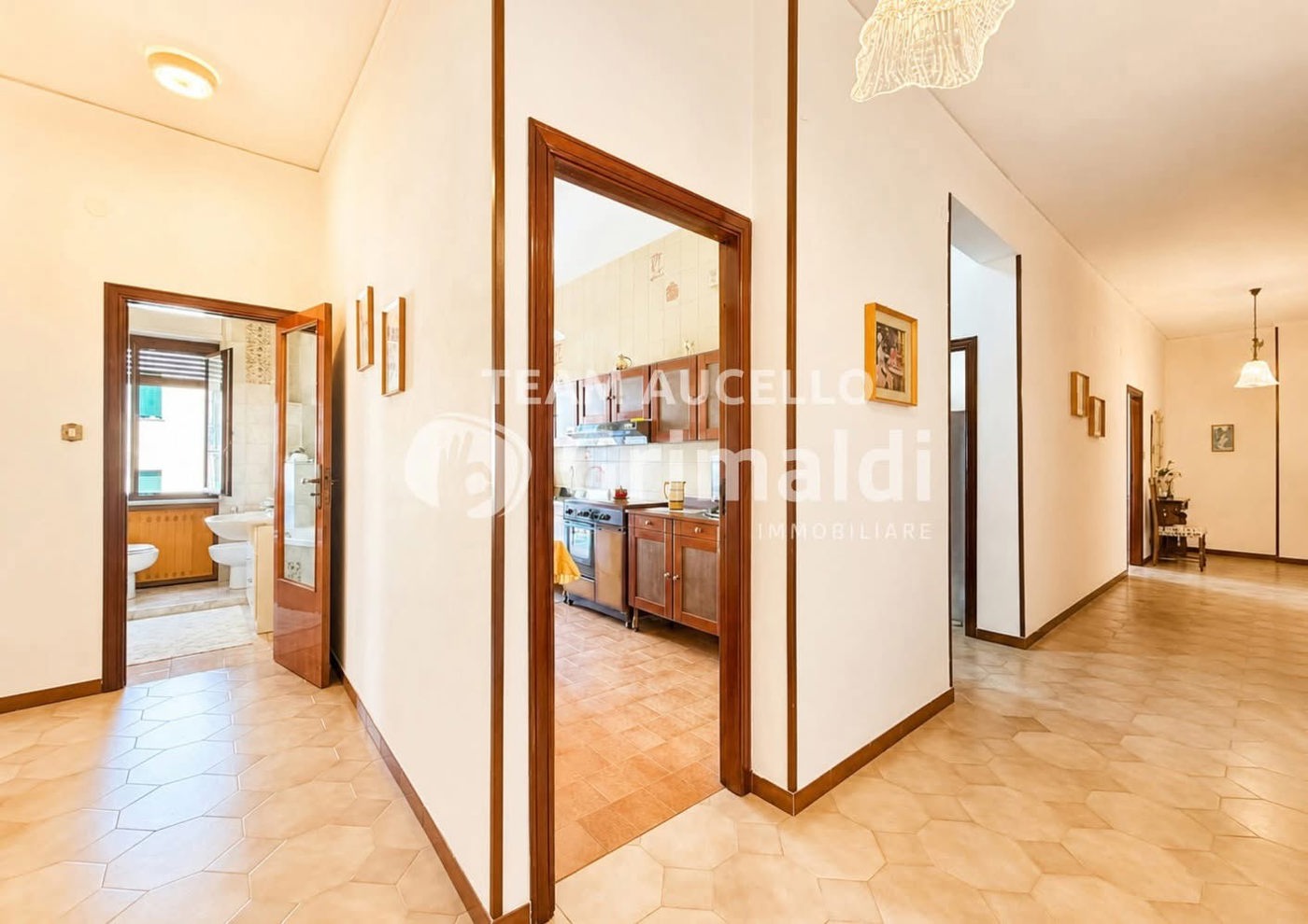 Quadrilocale in vendita a Salerno