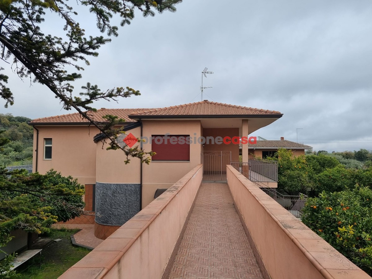 Villa in vendita a Mascalucia