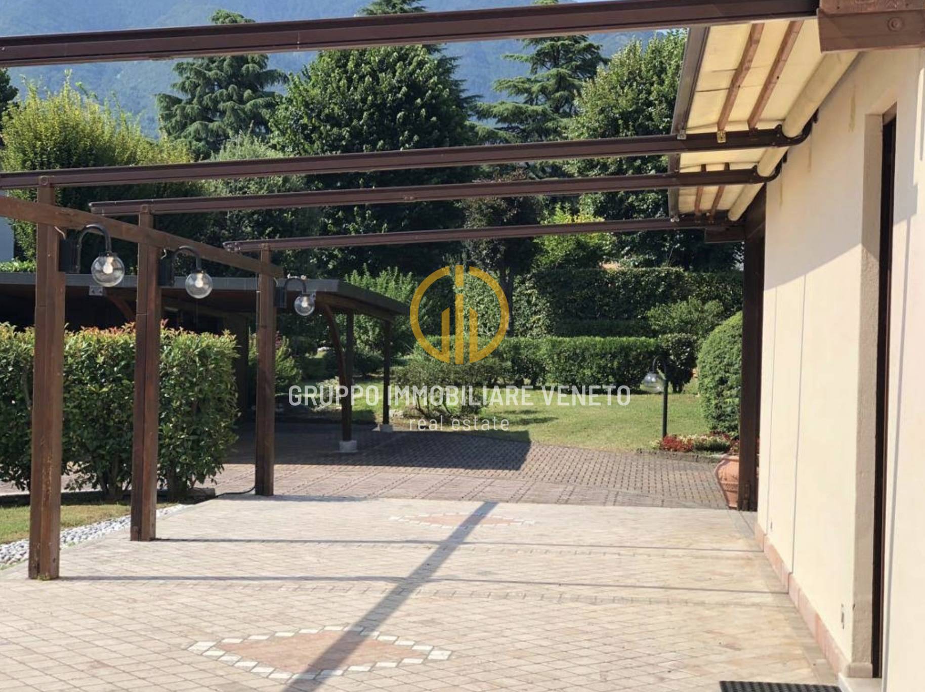 Villa in vendita a Pieve del Grappa