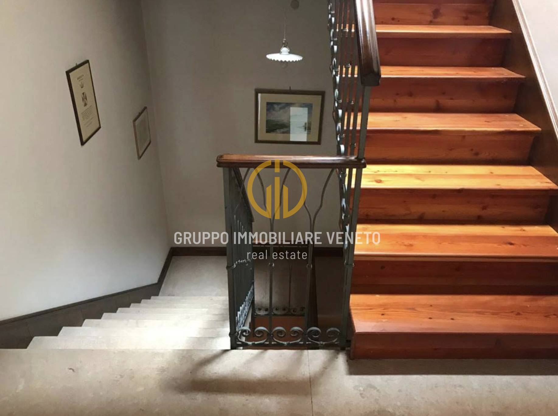 Locale commerciale in vendita a Pieve del Grappa