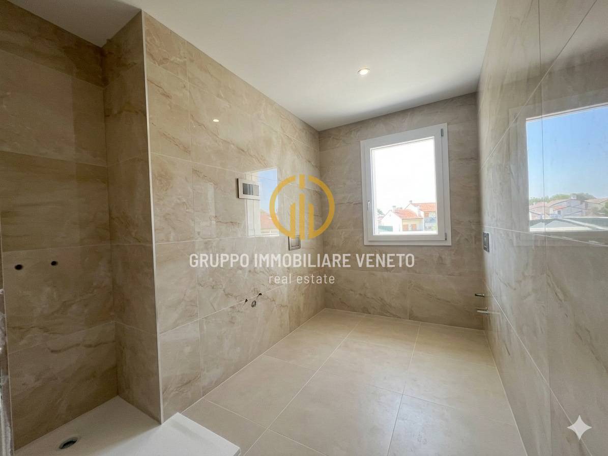 Appartamento di prestigio in vendita a Treviso, Monigo