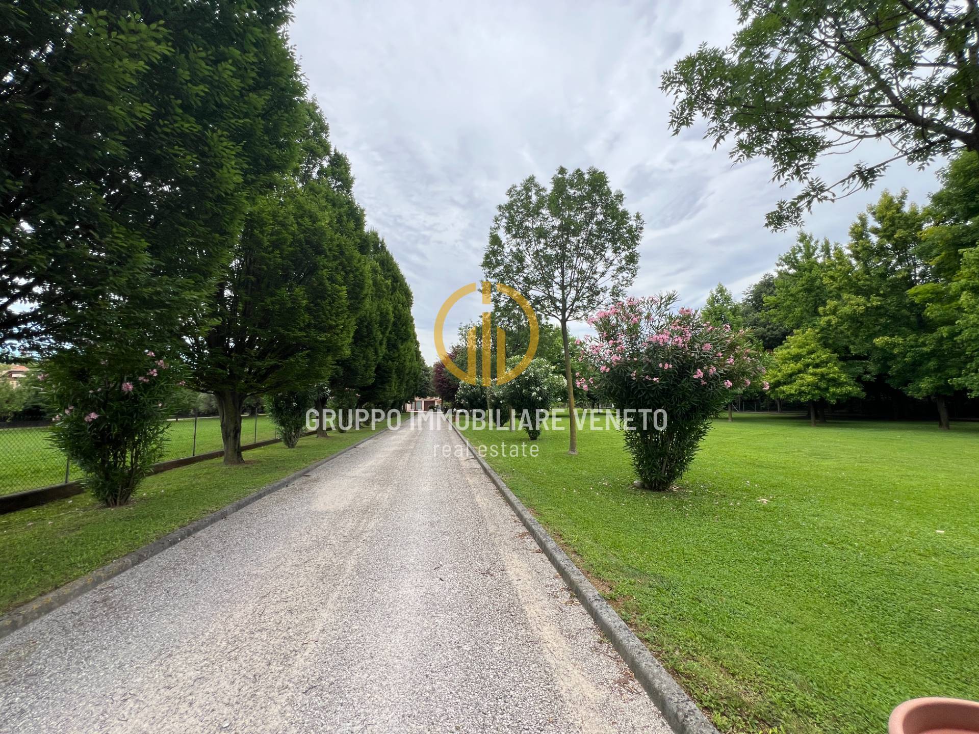 Casa singola in vendita a Montebelluna, Guarda