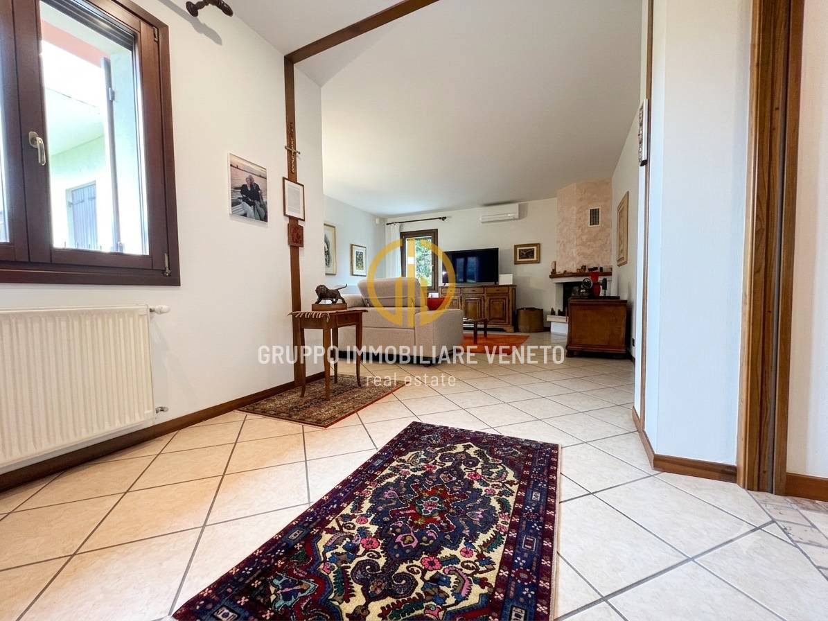 Casa singola in vendita a Montebelluna, Guarda