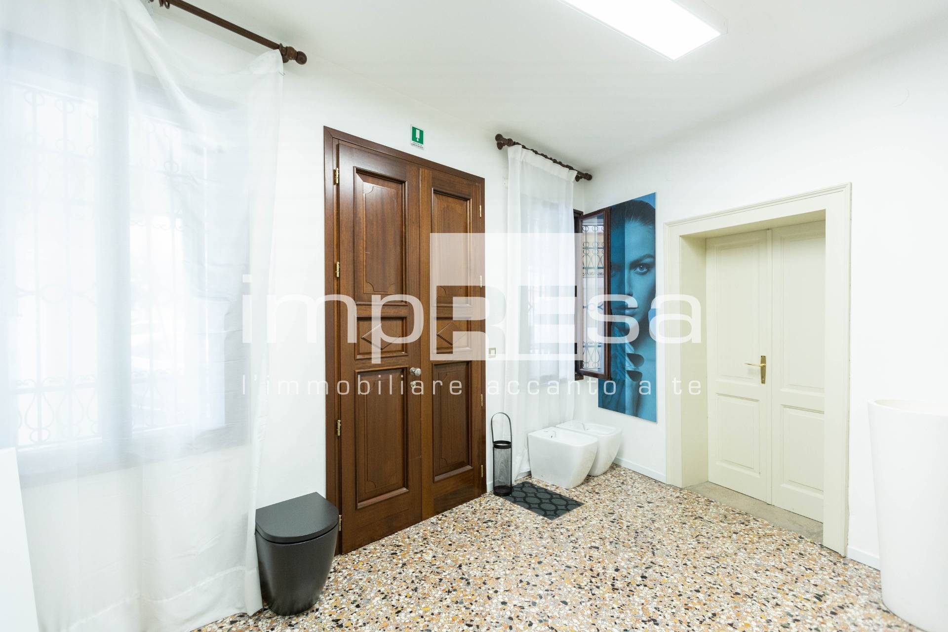 Ufficio in vendita a Motta di Livenza, Centro