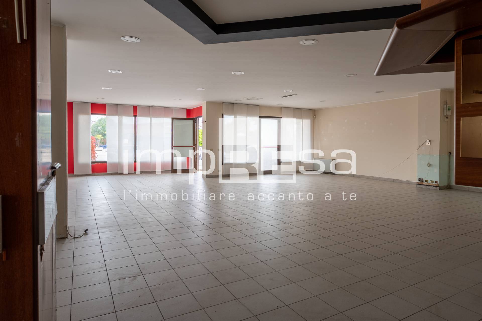 Locale commerciale in affitto a Gaiarine