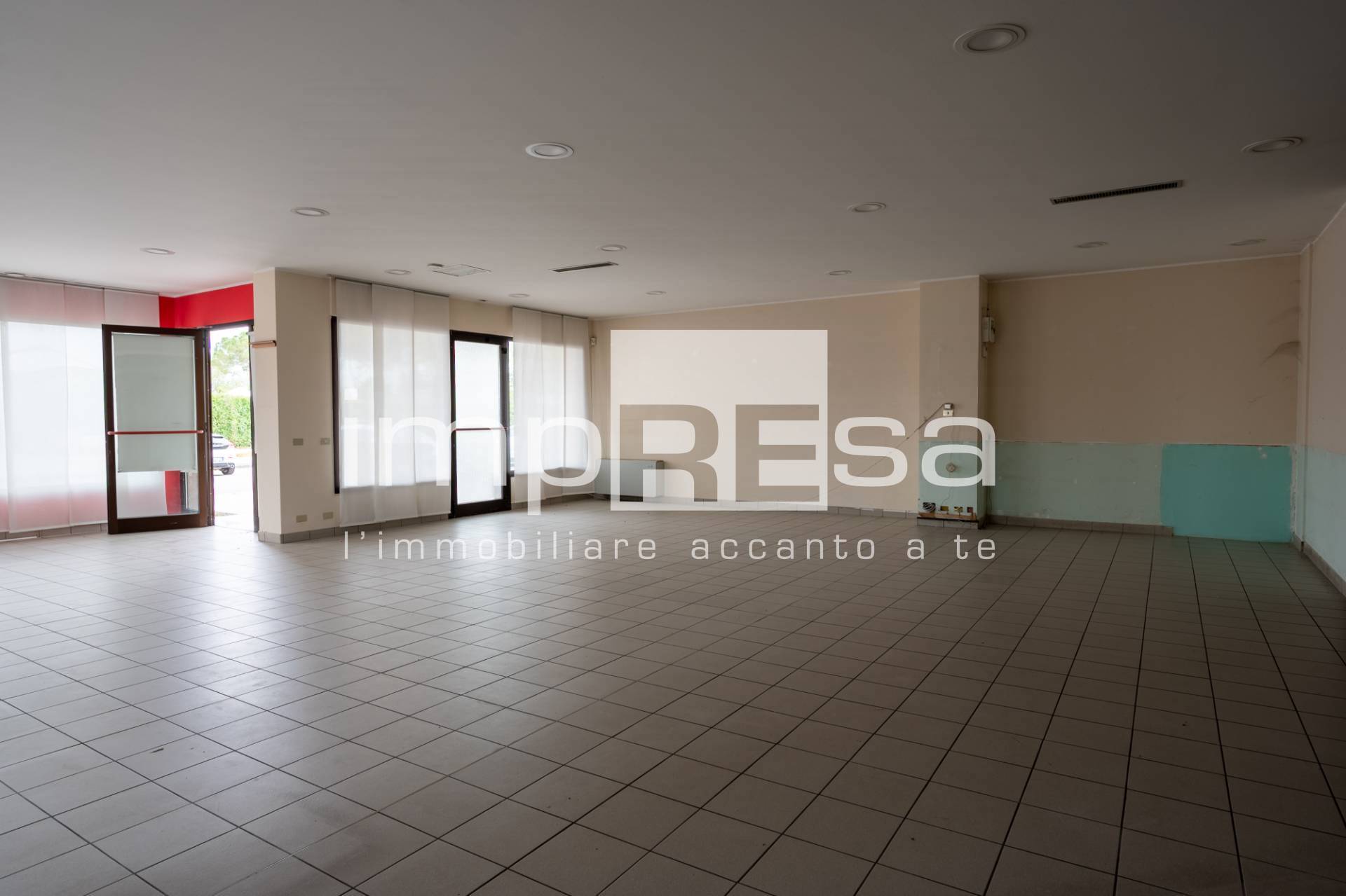 Locale commerciale in affitto a Gaiarine