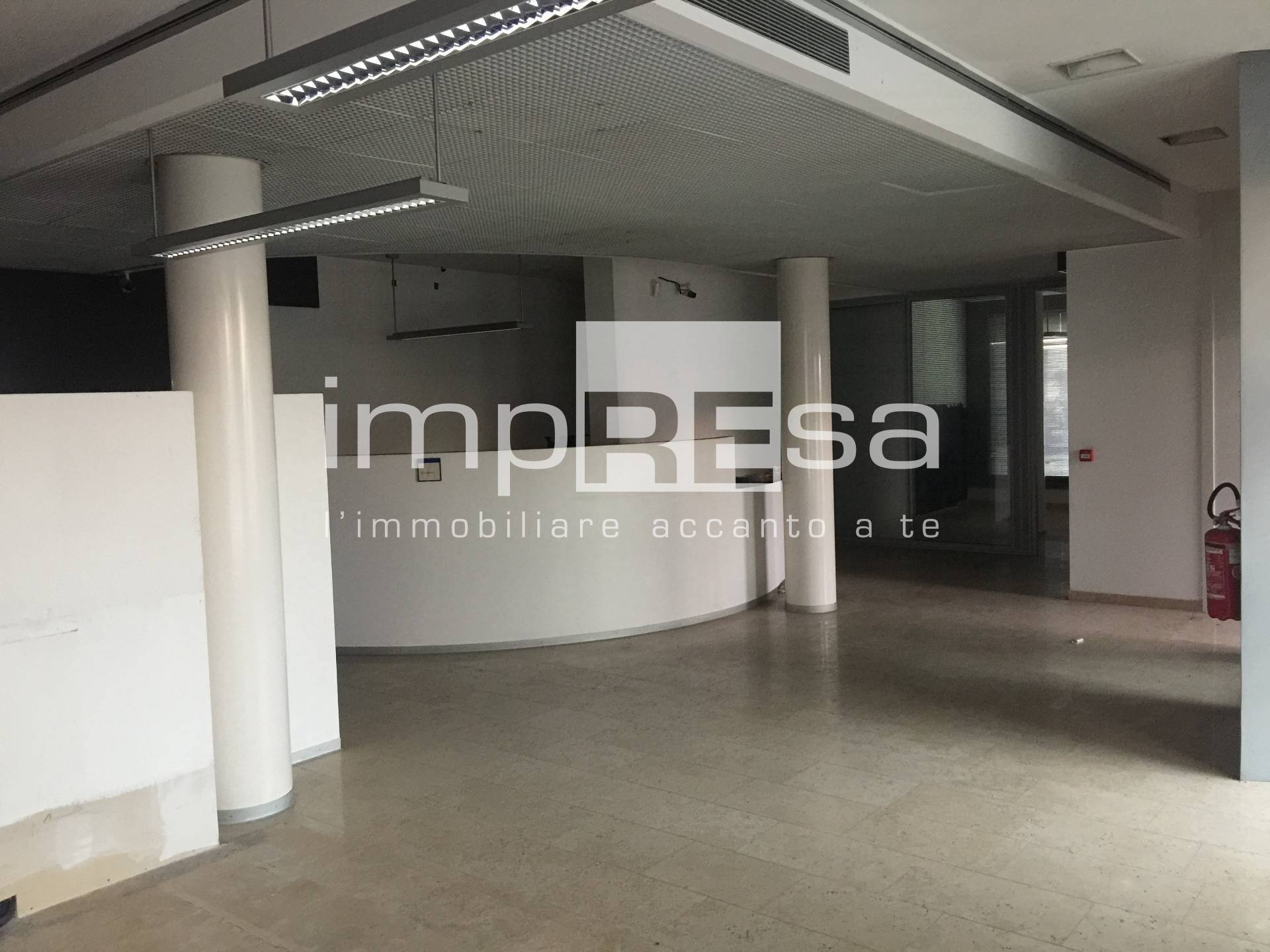 Negozio in vendita a Cinto Caomaggiore