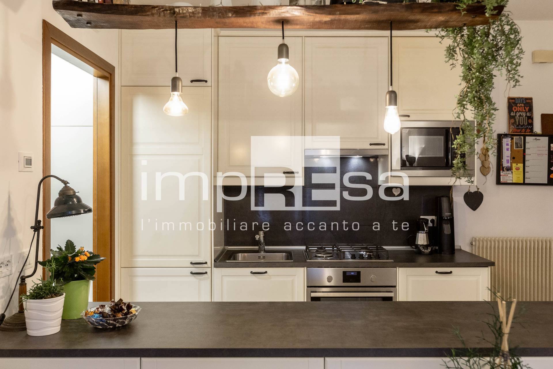 Appartamento in vendita a Salgareda, Centro