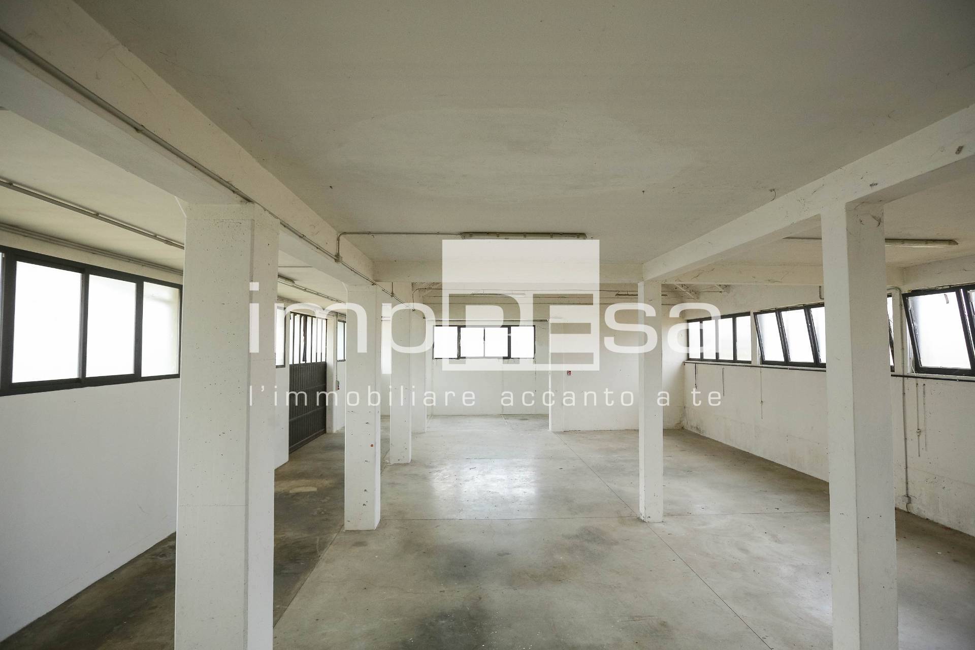 Magazzino in vendita a Treviso, Castellana