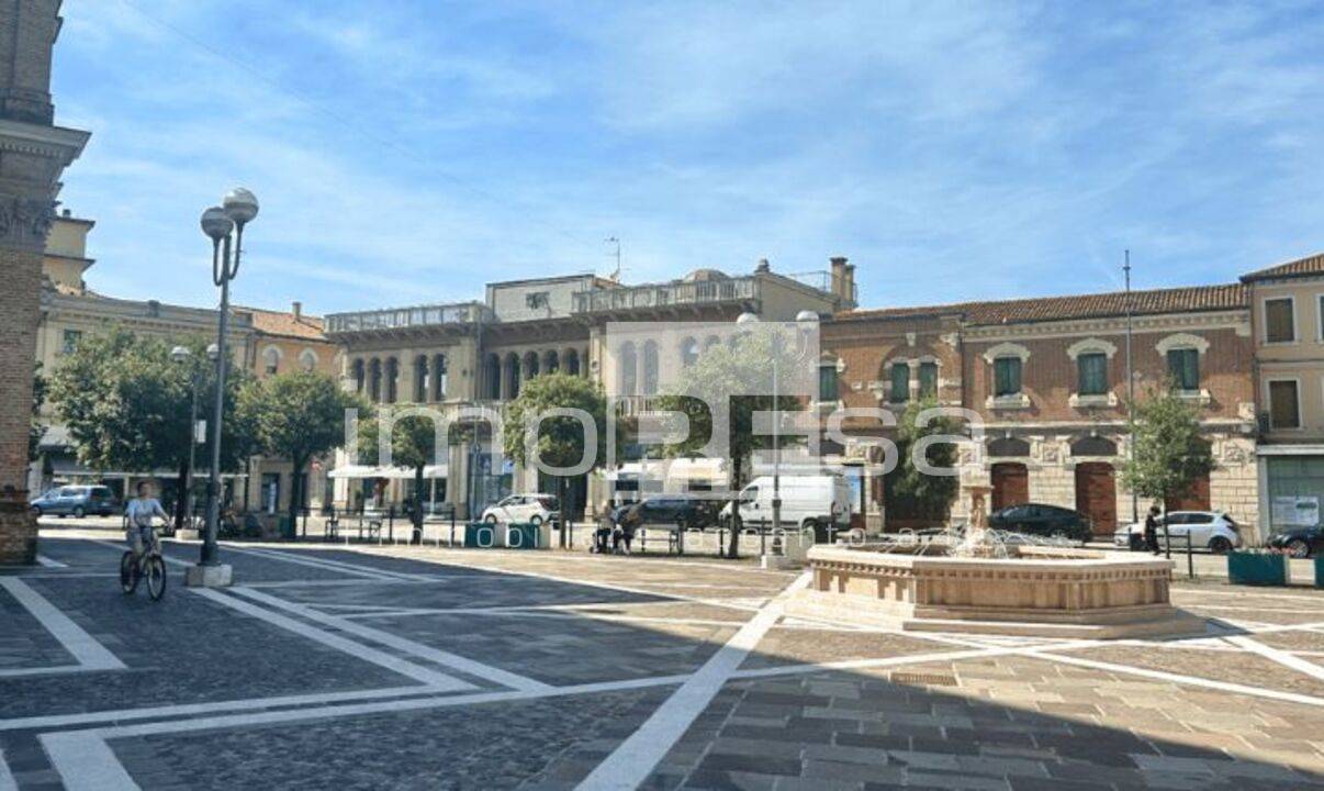 Ufficio in vendita a San Don di Piave, Centro