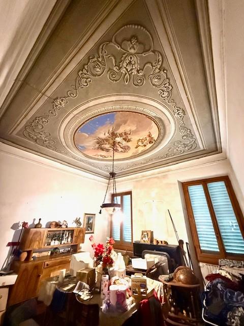 Appartamento da ristrutturare, Firenze piazzale michelangelo