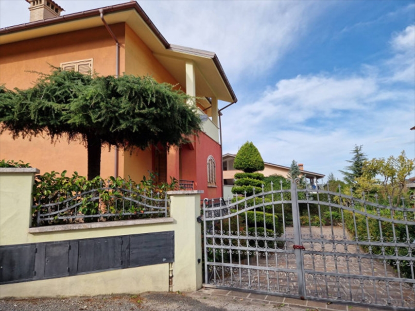 Villa in vendita in contrada santone, Isola del Gran Sasso d'Italia