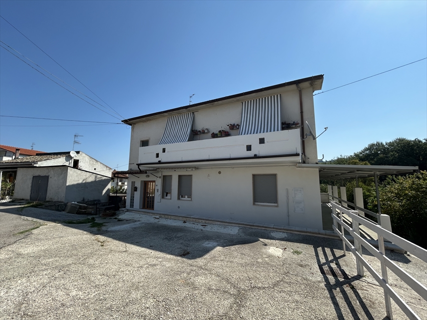 Quadrilocale ristrutturato in via caldarelli, San Giovanni Teatino