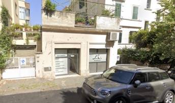 Locale commerciale in affitto a Roma, San Saba
