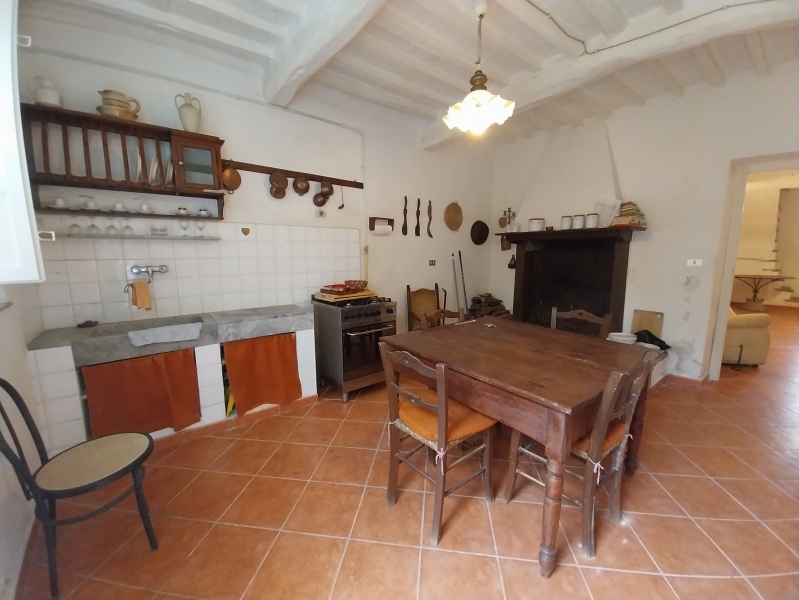 Casa indipendente con giardino a Massarosa