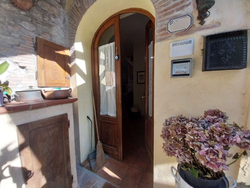 Casa indipendente in vendita a Camaiore