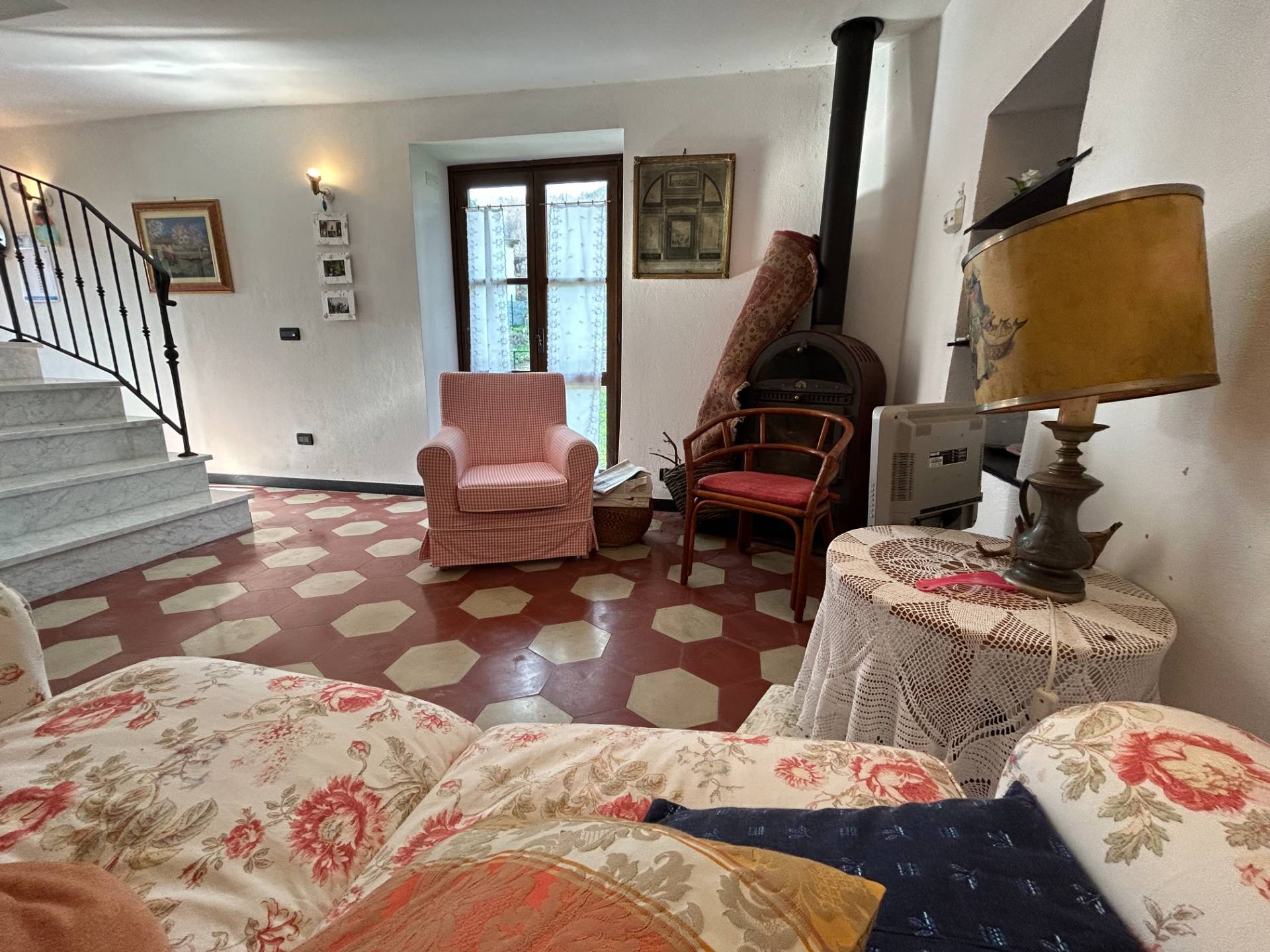 Appartamento in vendita a Serra Ricc, Valleregia