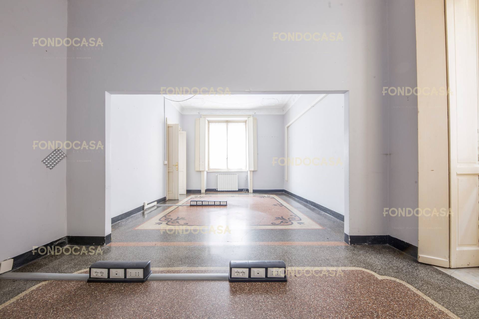 Appartamento in vendita a Genova, Centro