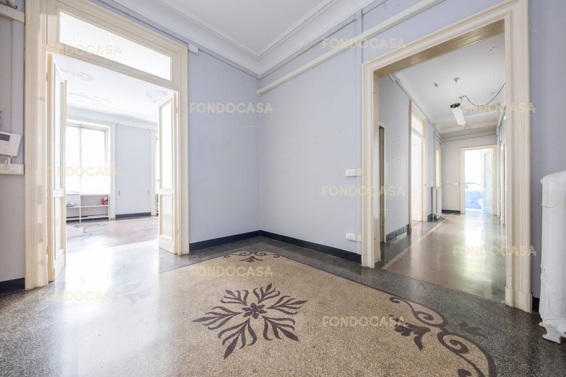 Appartamento in vendita a Genova, Centro