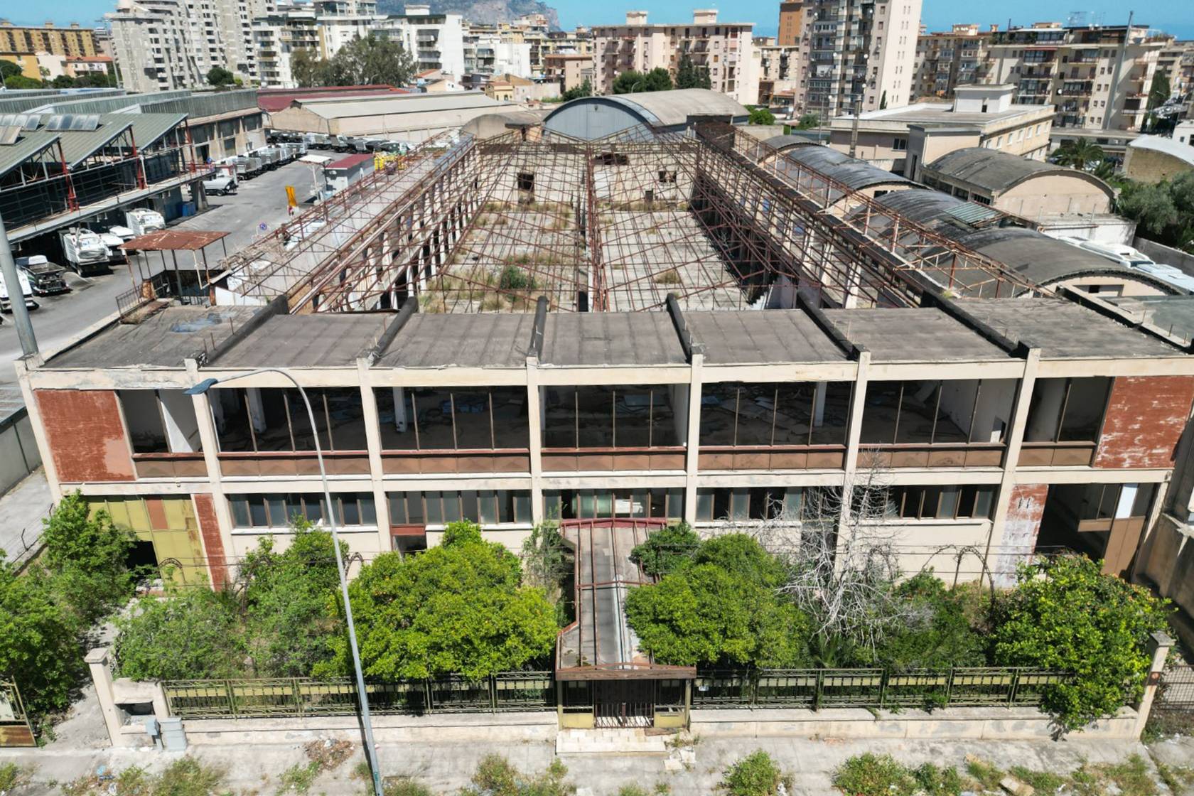 Capannone in vendita a Palermo, Brancaccio