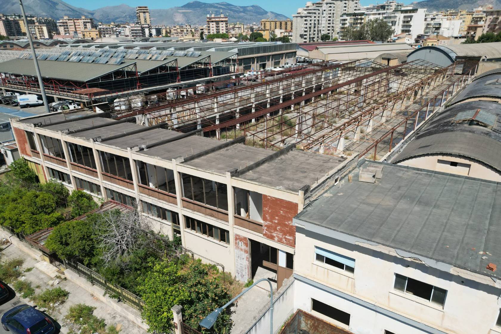 Capannone in vendita a Palermo, Brancaccio